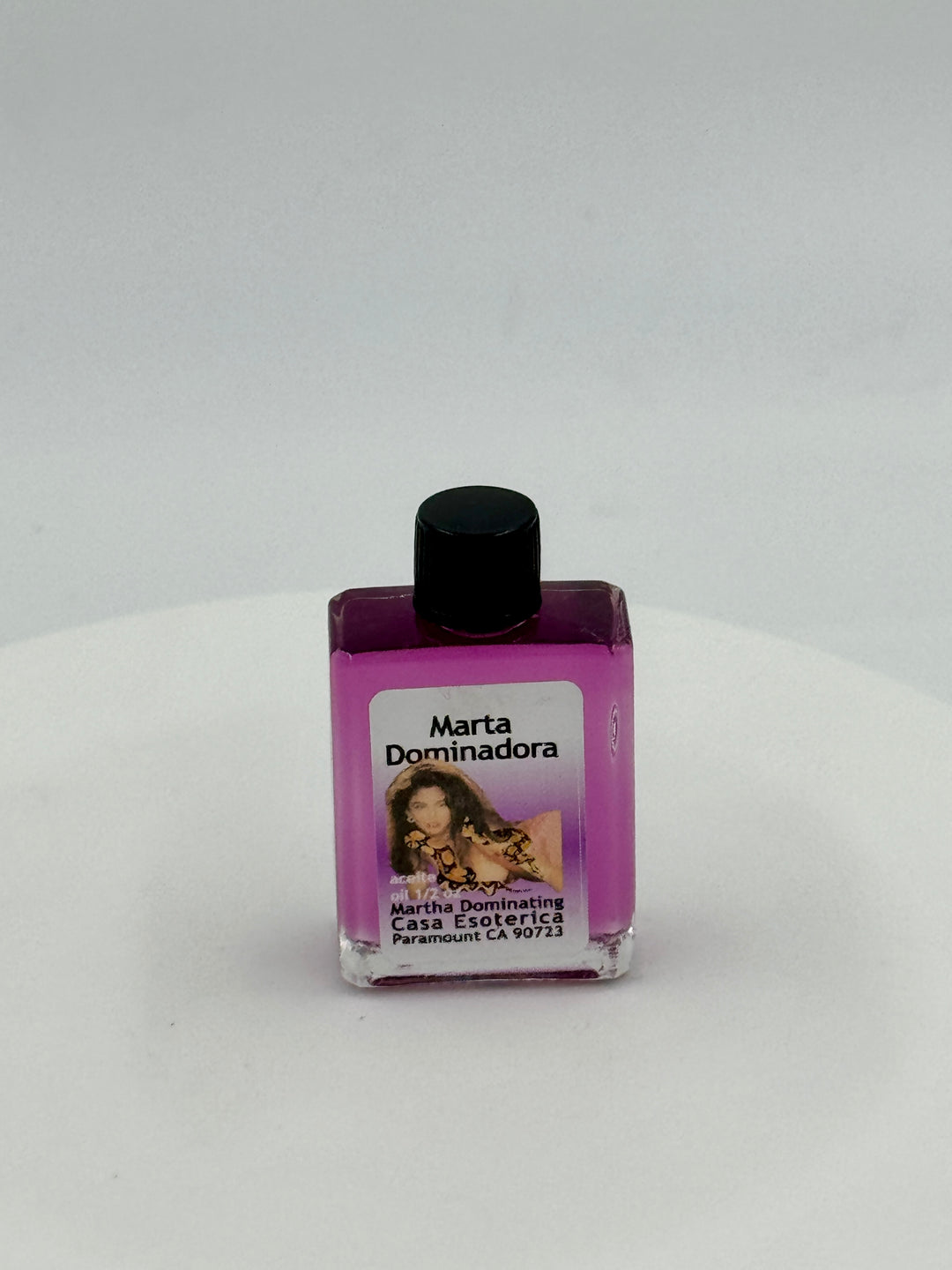 MARTHA THE DOMINATOR (MARTHA DOMINADORA) -Oil/Aceite