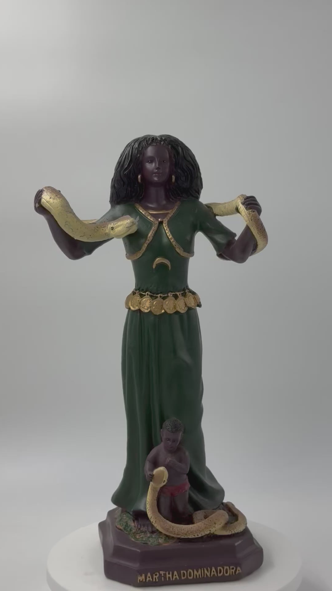 MARTHA DOMINADORA GREEN (standing) -Statue 12.5"